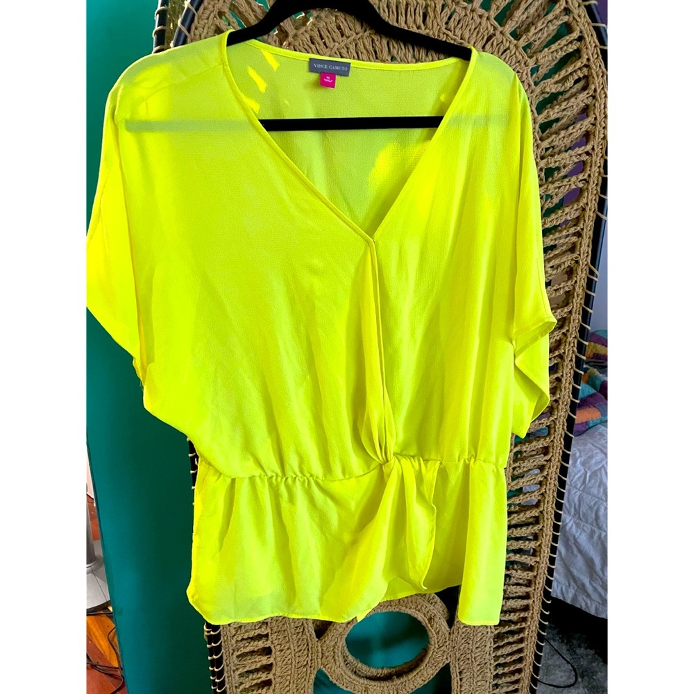 VINCE CAMUTO NEON BLOUSE
